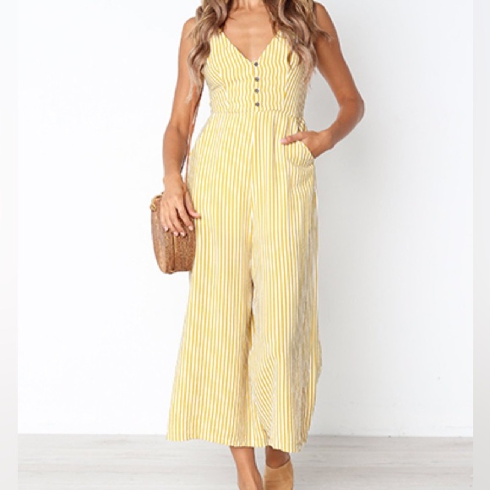 Ecowish size small yellow stripped jumpsuit